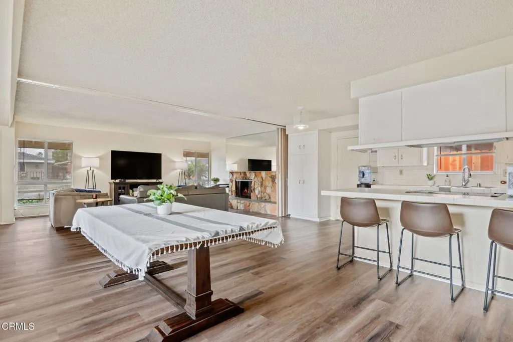 Oxnard, California 93030, United States, 3 Bedrooms Bedrooms, ,3 BathroomsBathrooms,Residential,Contingent,90972