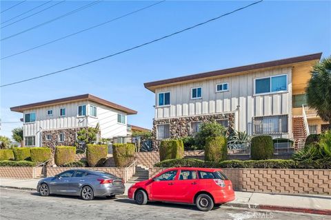 A home in Inglewood