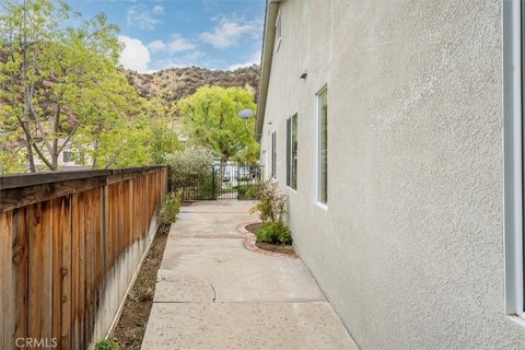 A home in Castaic