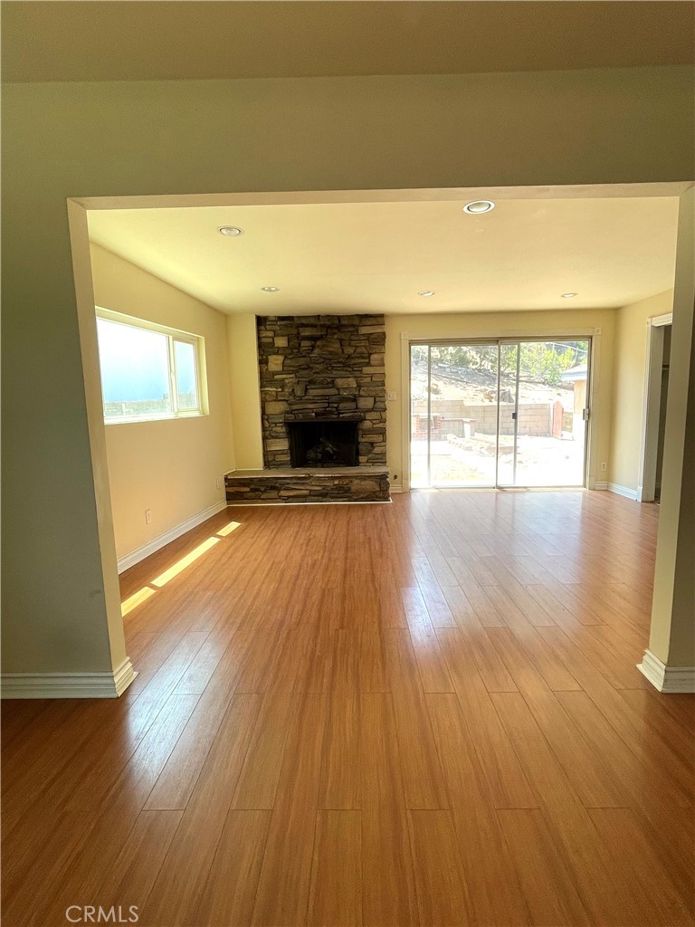 Photo 8 of 10 of 10347 Newhome Avenue house