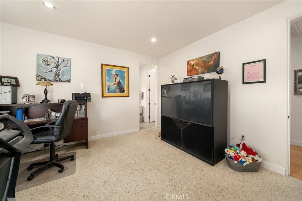 listing image 53