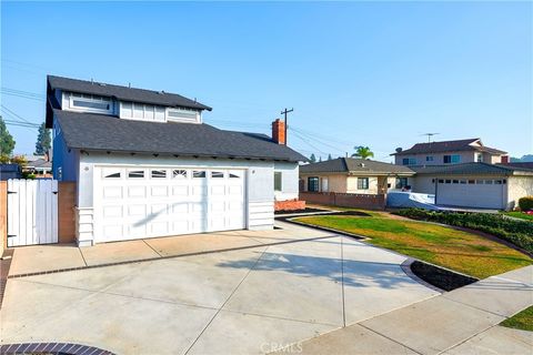 A home in La Mirada