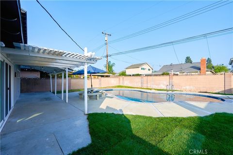 A home in La Mirada