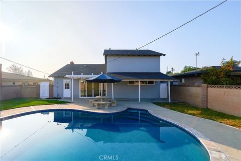 A home in La Mirada