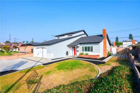 A home in La Mirada