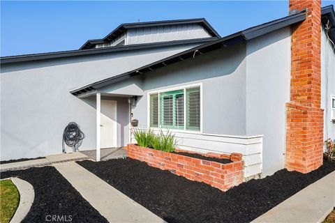 A home in La Mirada