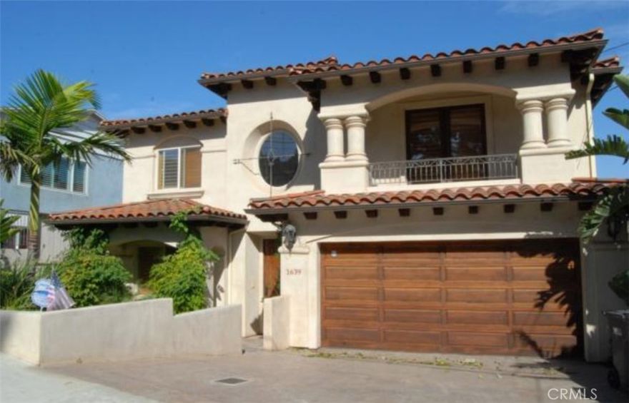 Stunning room for rent in a custom house in East Manhattan Beach. The home features a formal living room, formal dining room, large family room w/custom wet bar, 3 fireplaces, high ceilings, and large bedroom with attached bathroom. 5th Street is one of East Manhattan Beach’s prime streets as it does not travel through to either Aviation or Sepulveda, so there is very little traffic. The interior was customized by the owner who transformed it from a standard spec home to a model-like interior. It has beautifully done, custom faux finishes and moldings around the door frames. A pool, spa, Built-in BBQ area & a gas fire pit make the backyard truly spectacular.  This rental does not include exclusive use of the entire property. The owner is renting the guest bedroom with shared space on the first floor.  The guest bedroom comes with a television, and a private full bathroom with ample closet and drawer space.  Award-winning schools close by!