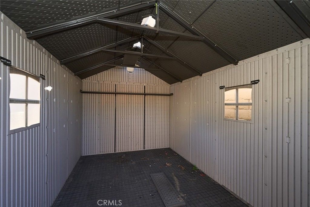 listing image 60