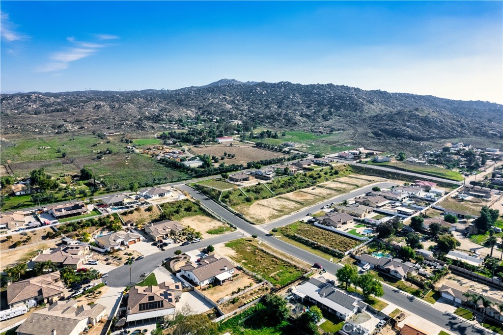 View Nuevo, CA 92567 land