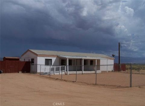 17115 Comanche Road Apple Valley CA 92307