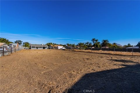 A home in Perris