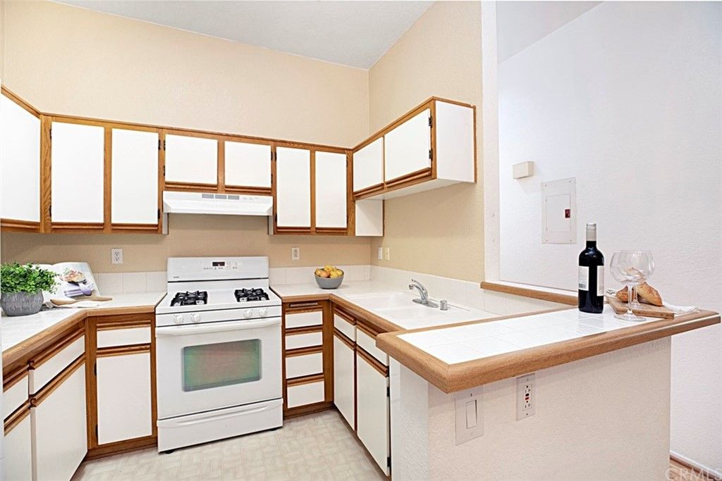 listing image 130721993994474022411