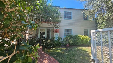 2523 Lyric Avenue Los Angeles CA 90027