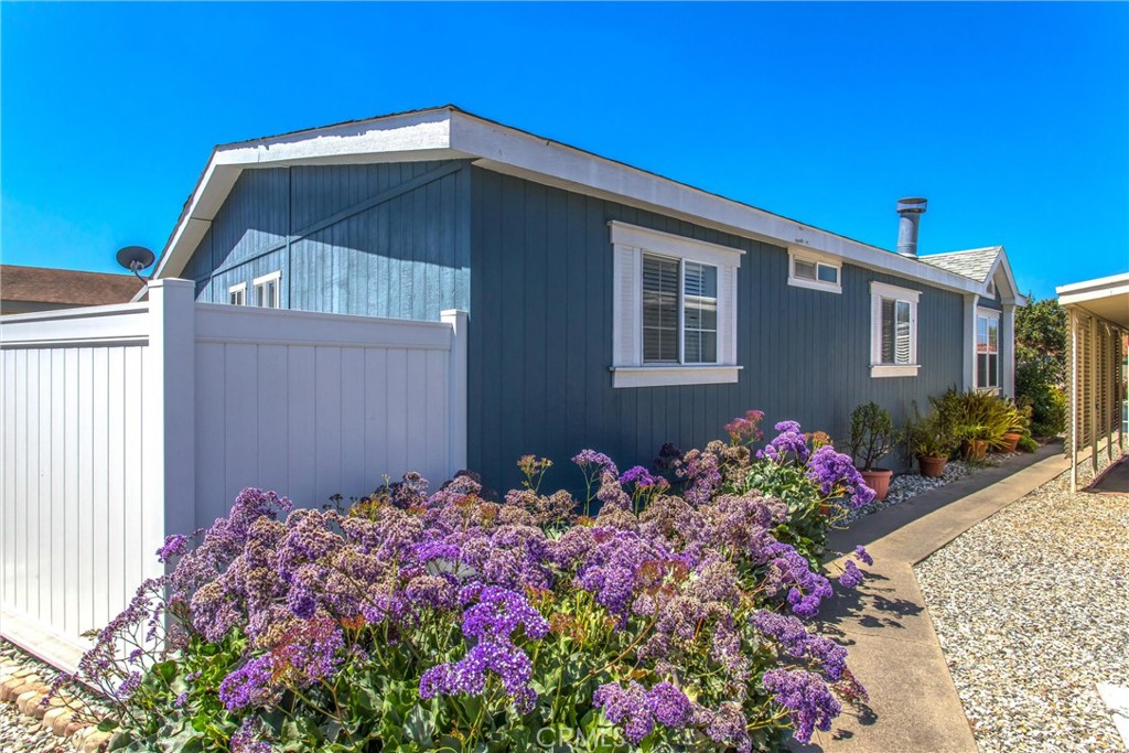 Photo 42 of 49 of 16222 Monterey Lane 82 mobile home