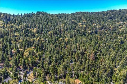 A home in Crestline