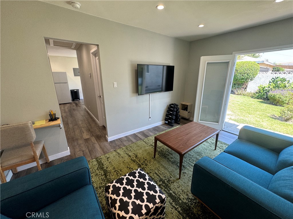 Photo 9 of 25 of 12913 Whitewood Avenue house