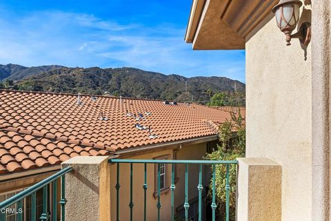 A home in La Crescenta