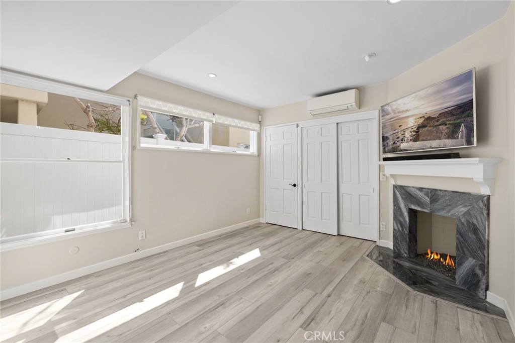 Balboa Island - Little Island (BALL) - Residential