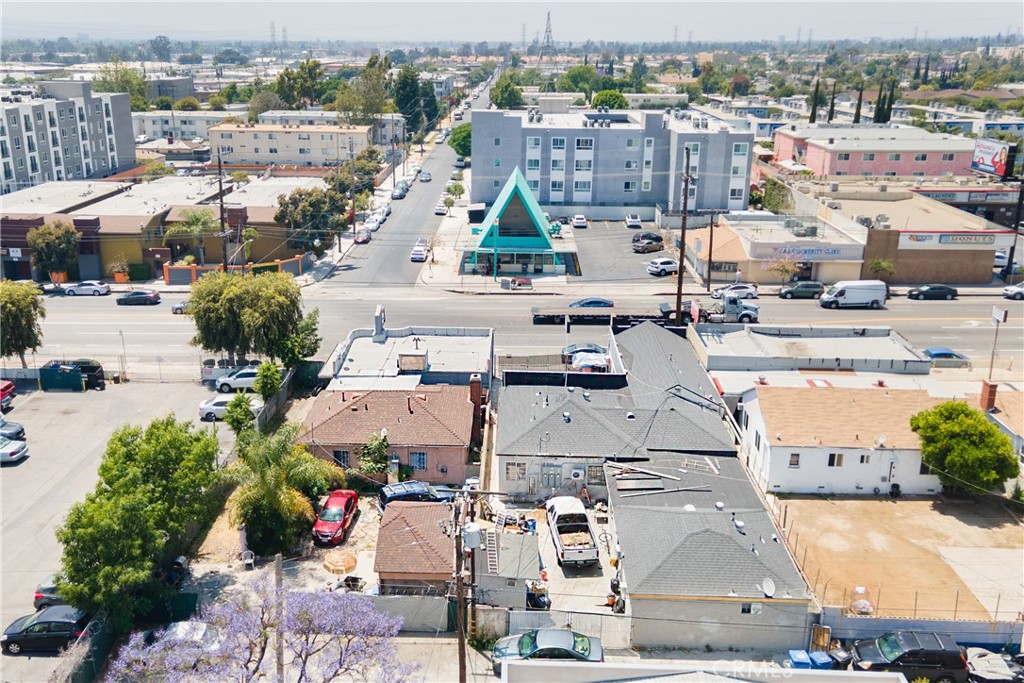 Properties 2 7436 Lankershim Boulevard