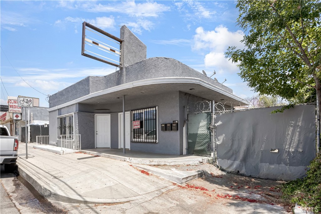 Properties 4 7436 Lankershim Boulevard
