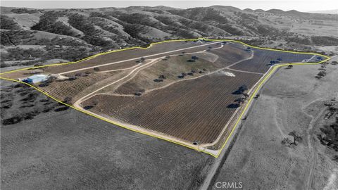 Photo of 75751 Indian Valley Road, San Miguel, CA 93451 (MLS # NS25018768) Photo of 75751 Indian Valley Road, San Miguel, CA 93451 (MLS # NS25018768)