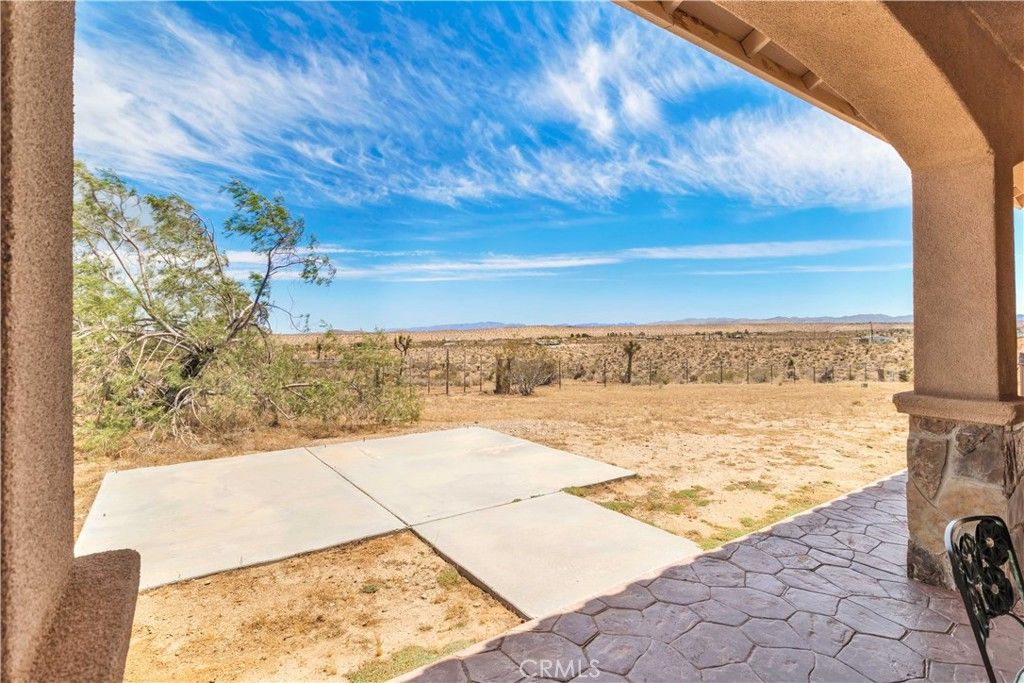 listing image 130723032458205412945