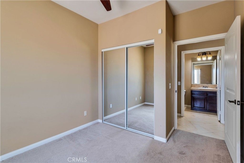 listing image 130726157311547674502