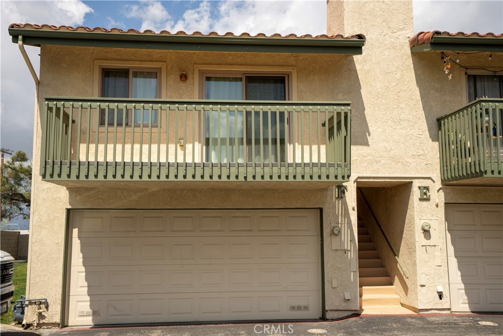 Welcome to your ideal rental in West Redlands! This charming townhouse features spacious bedrooms, a cozy living room with a fireplace and balcony, and HOA amenities including a pool and spa. Located near shopping, dining, and great schools, this home is ready to be yours—schedule your showing today!