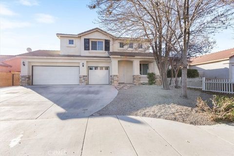 2018 Astor Court Lancaster CA 93536