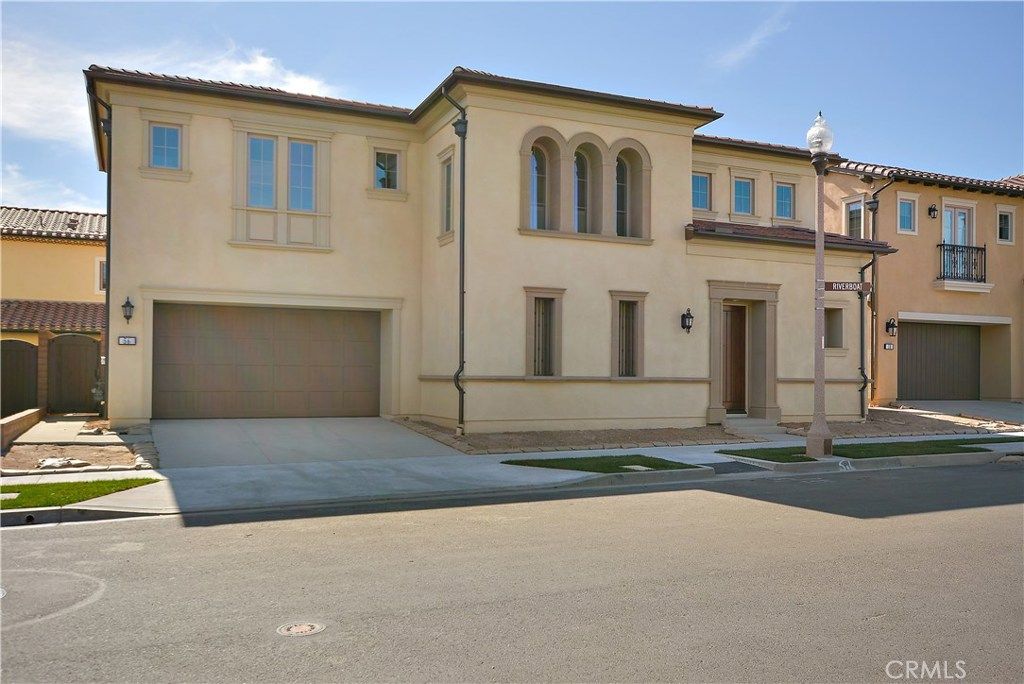 listing image 130720556863457154613
