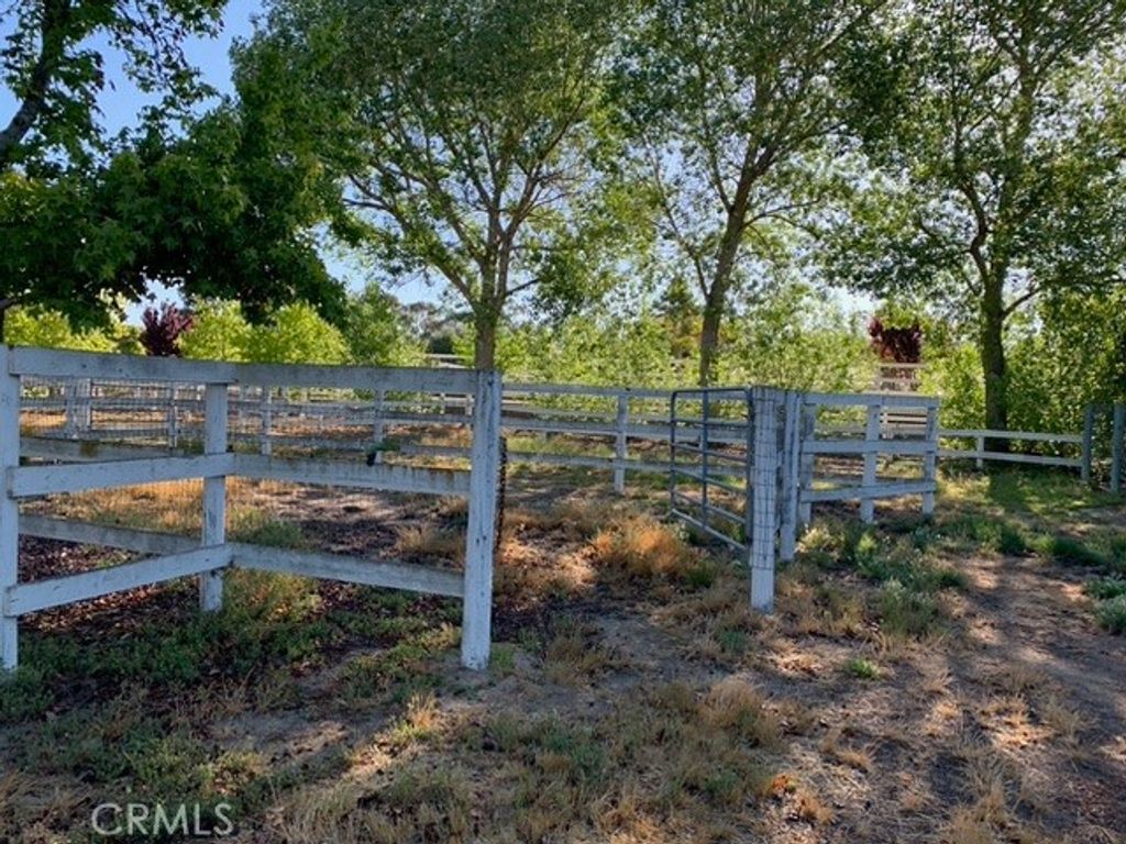 listing image 130721406190629315959