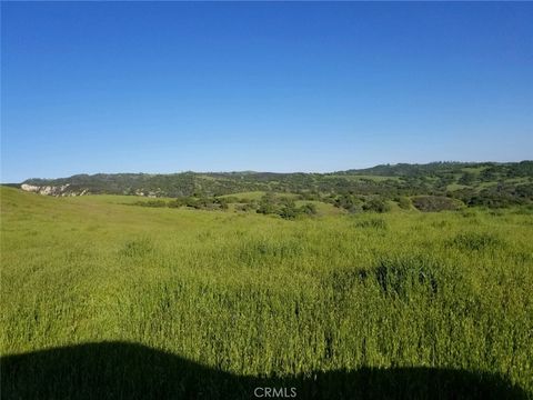 Photo of 71901 Vineyard Canyon Road, San Miguel, CA 93451 (MLS # NS25031179)