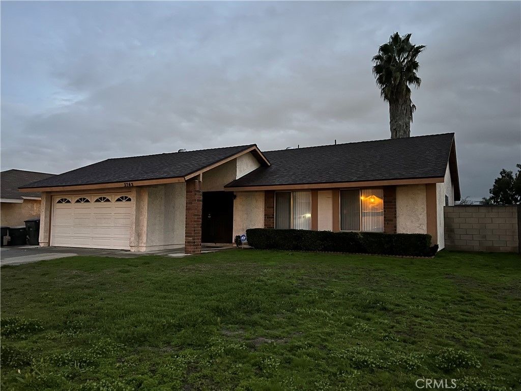 listing image 130722272130225792730