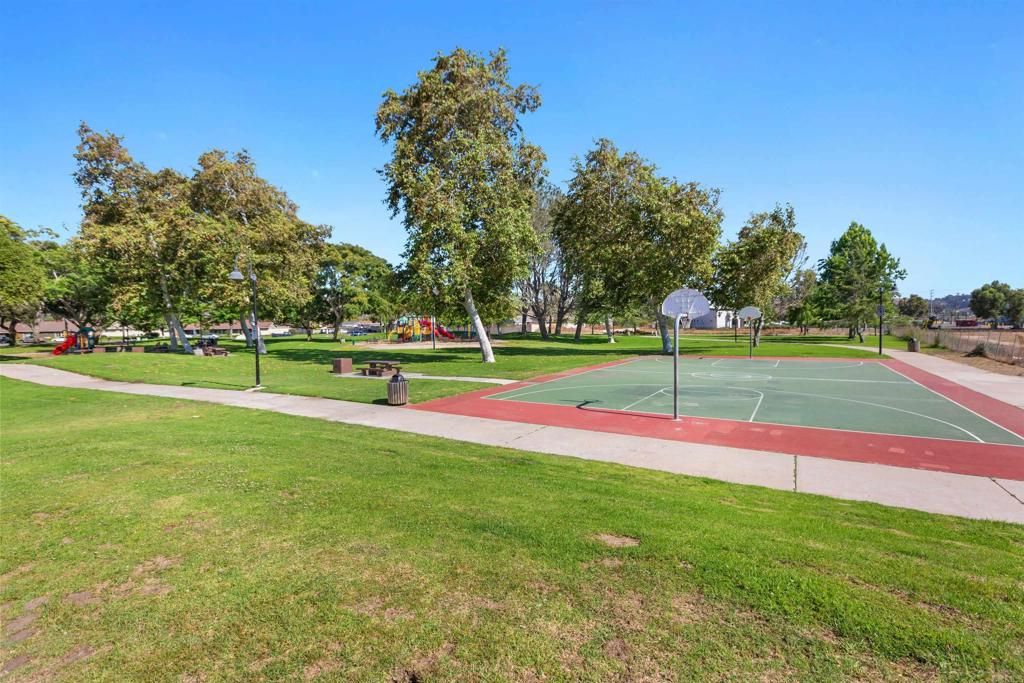 listing image 130720310907473630921