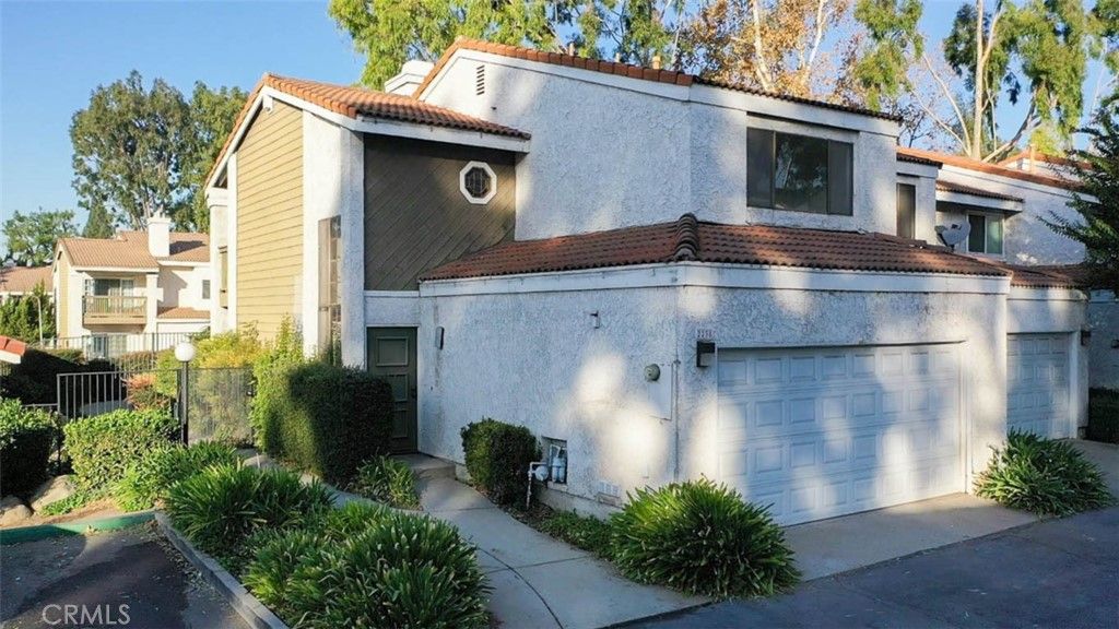 listing image 130722382517756733669