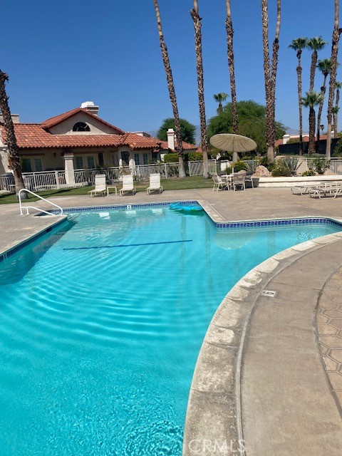 View Palm Desert, CA 92211 condo