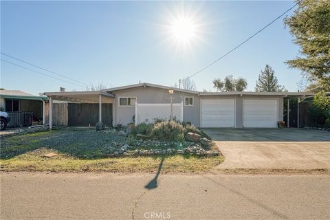 A home in Clearlake Oaks