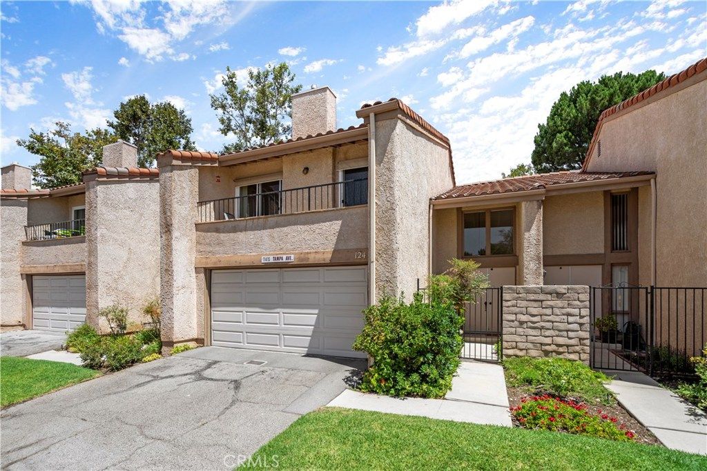 listing image 130725360974013832473