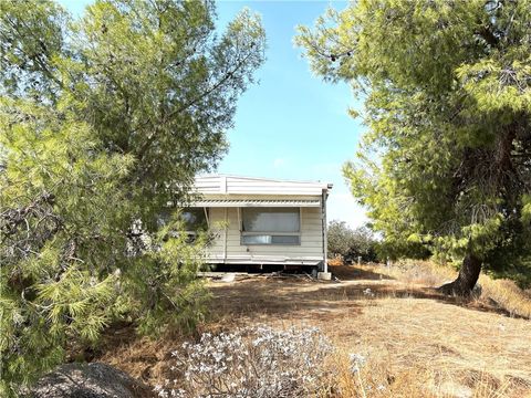 25225 Cortrite Avenue Homeland CA 92548