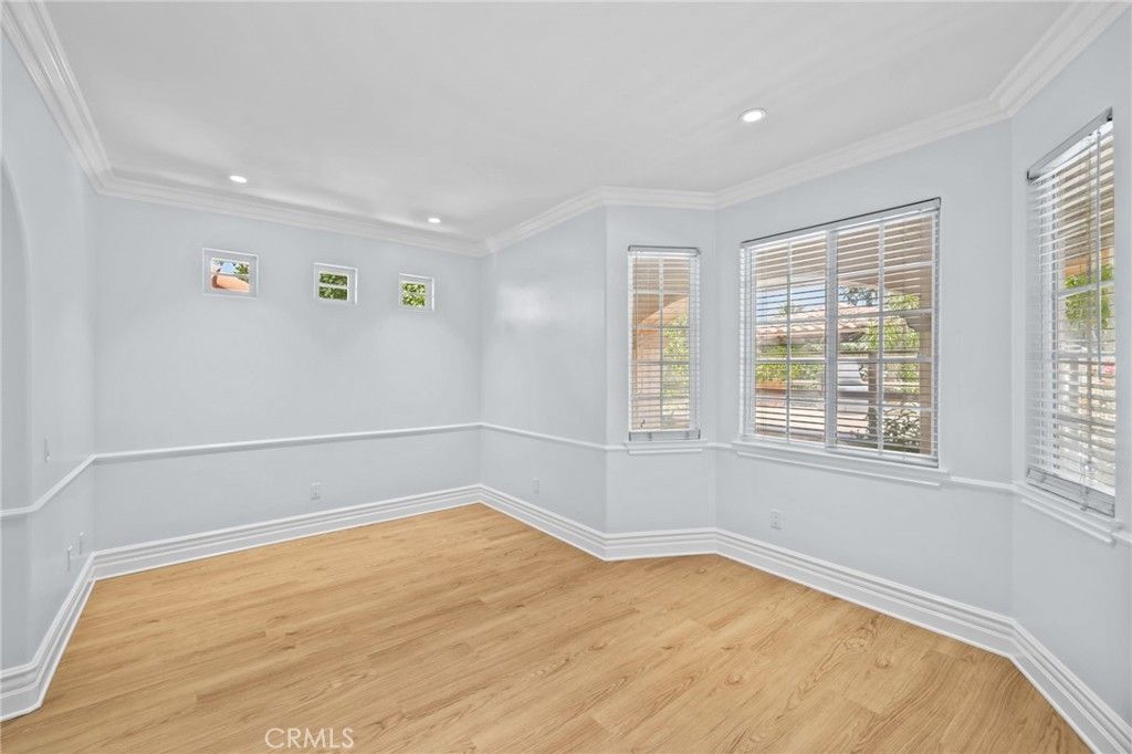 listing image 57