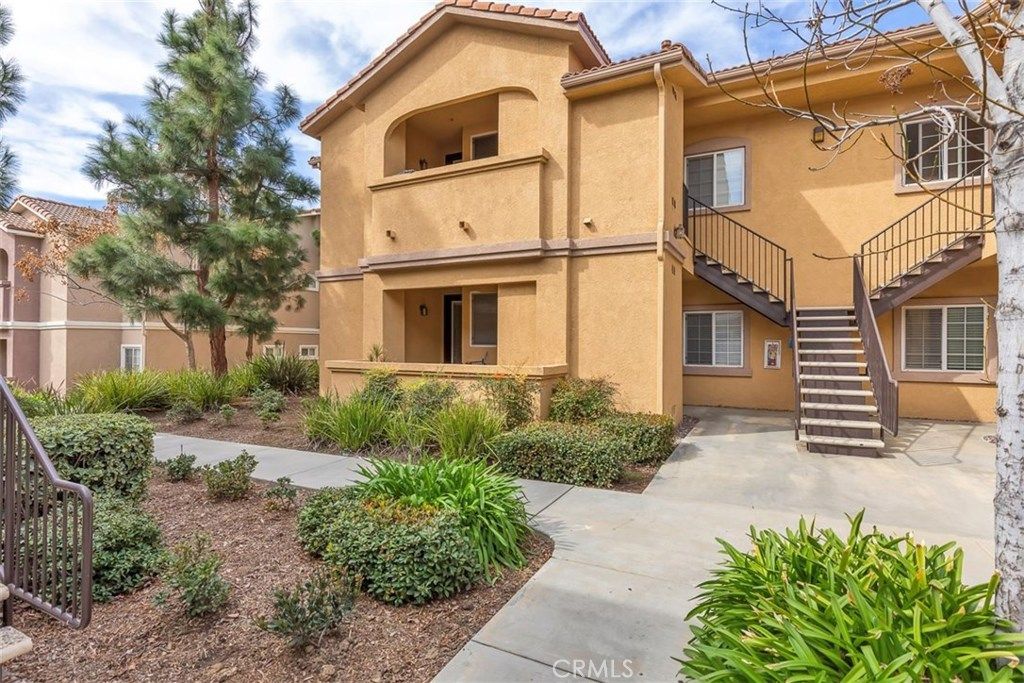 listing image 130724036302779833693