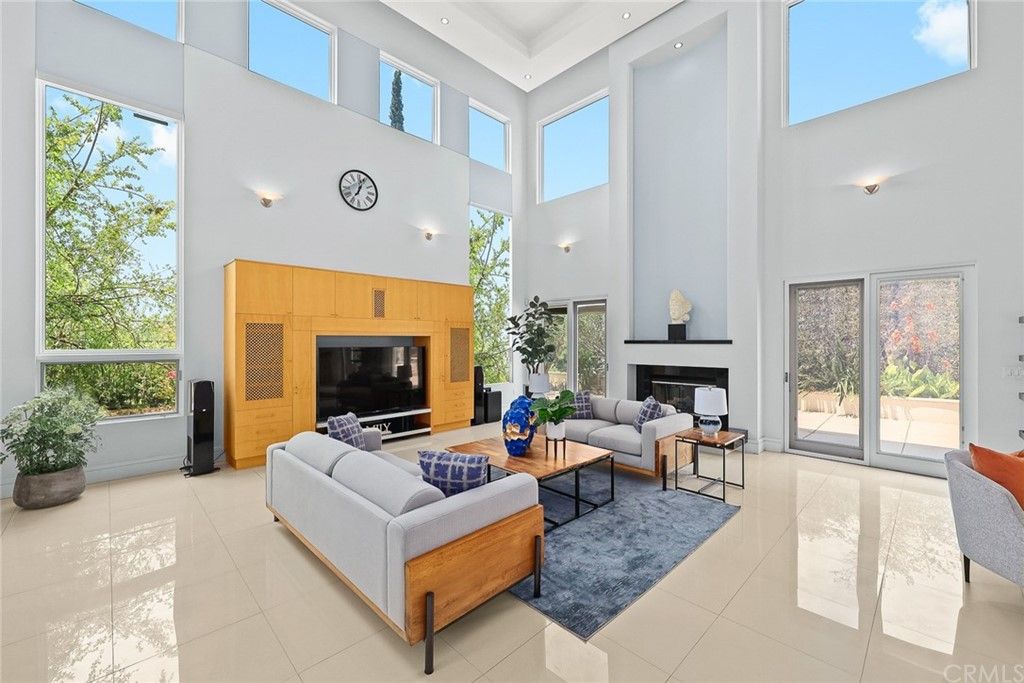 listing image 130728230405783507046