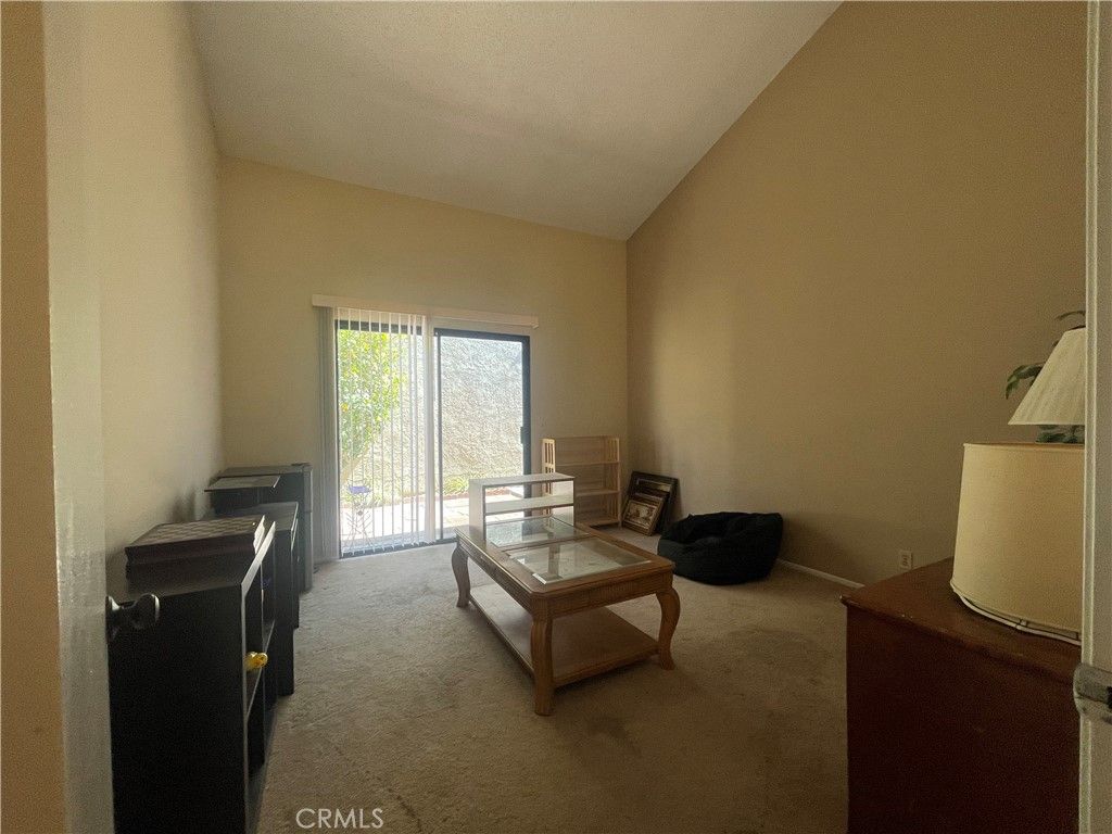 listing image 130729143389218740638