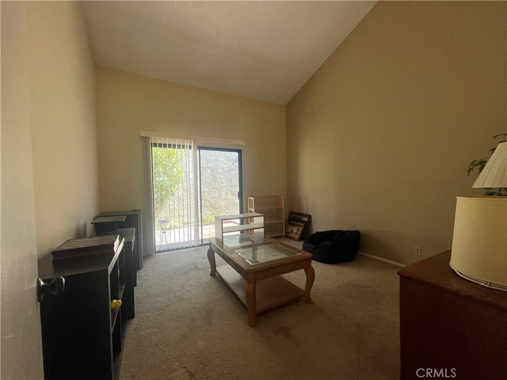 listing image 130723193021223512409