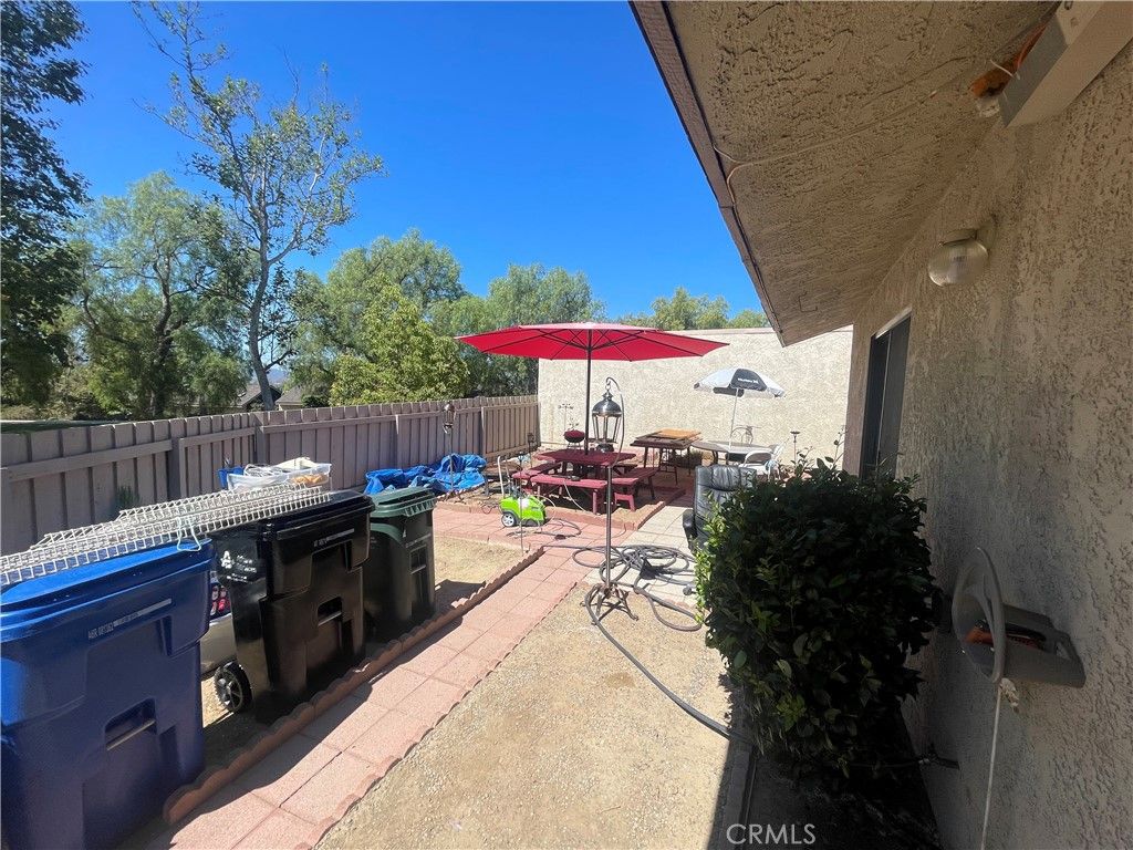 listing image 130728007594430777813