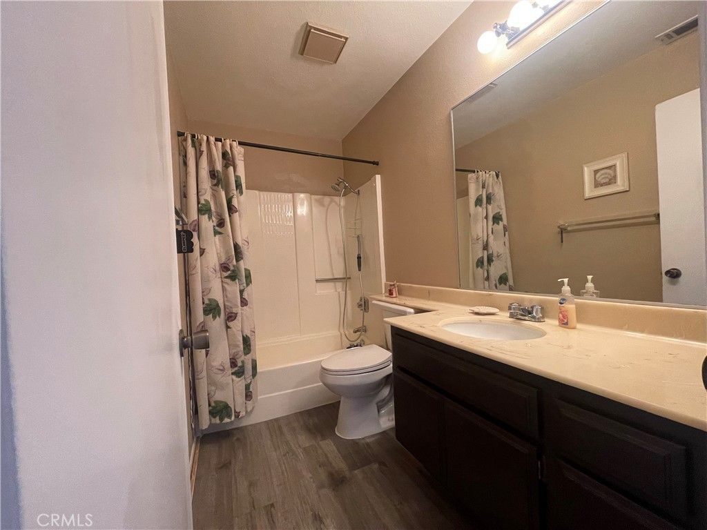 listing image 130723212018585190373