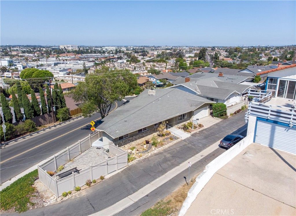 listing image 130722042093767654972