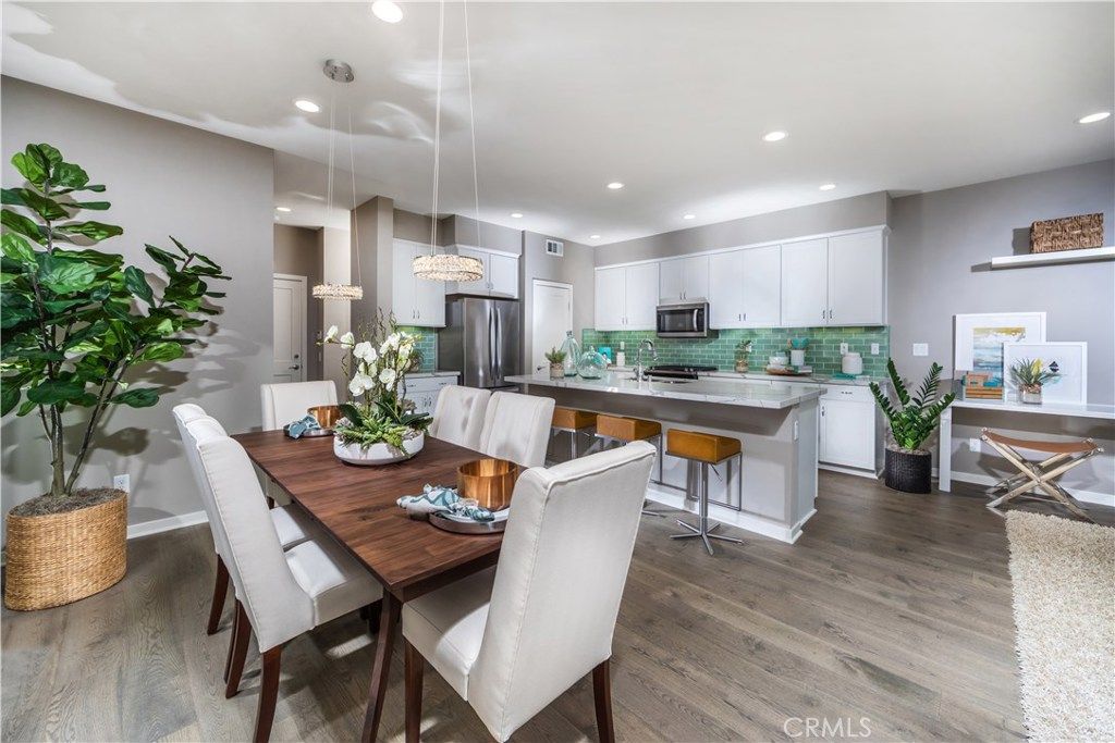listing image 130724422879966767604