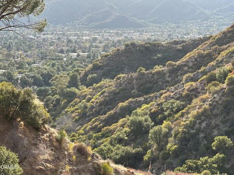 A home in La Crescenta