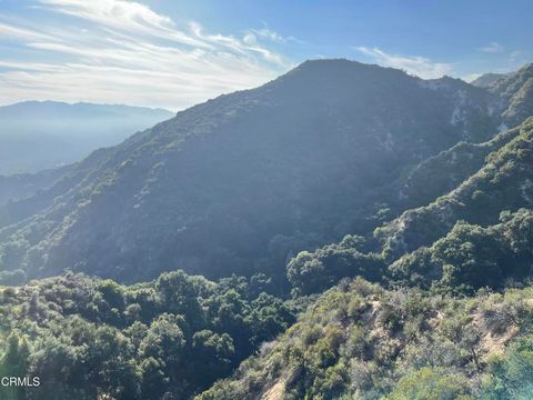 A home in La Crescenta